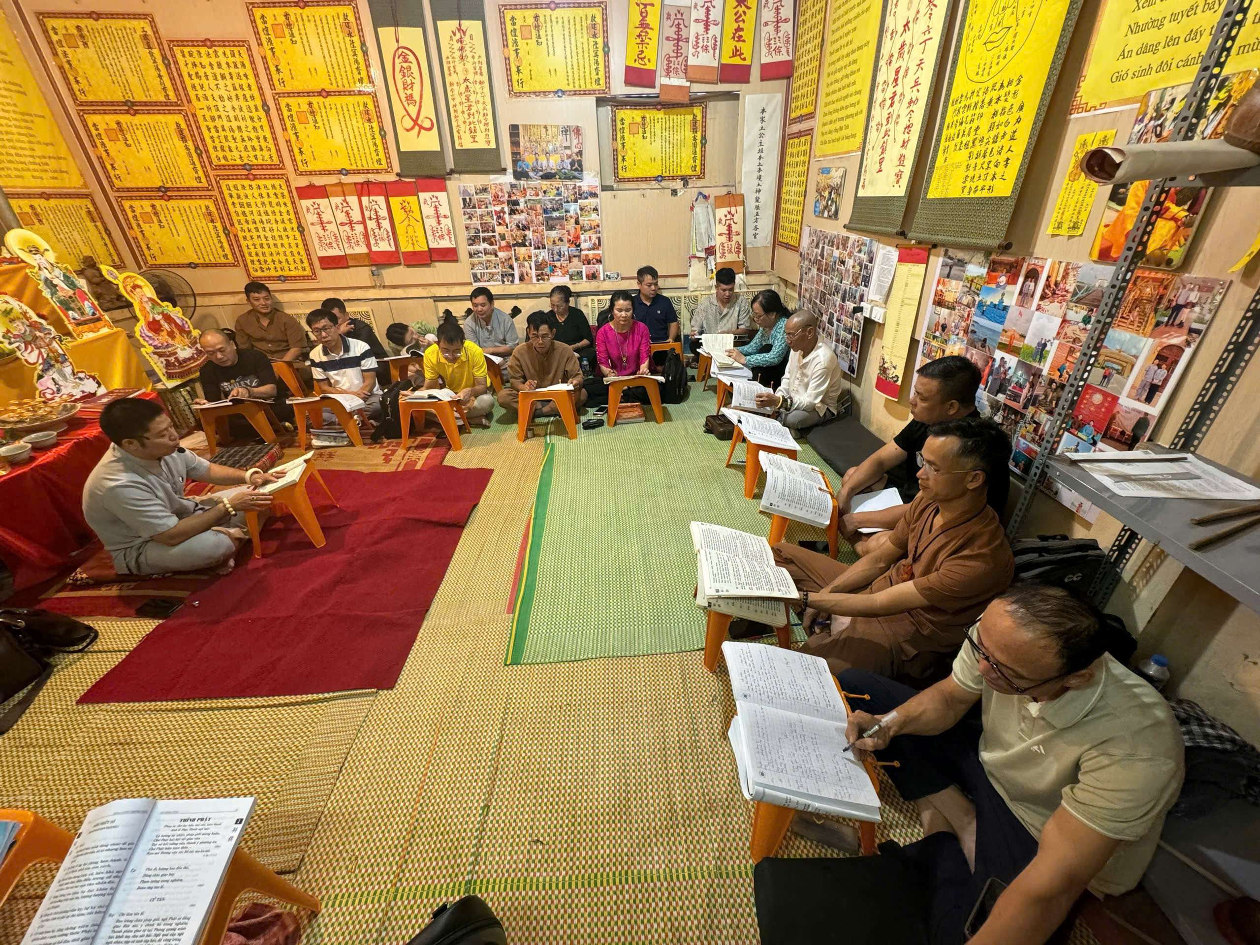 Khoá Học Tử Vi Thầy Quảng Lực dạy trực tiếp cho các trò