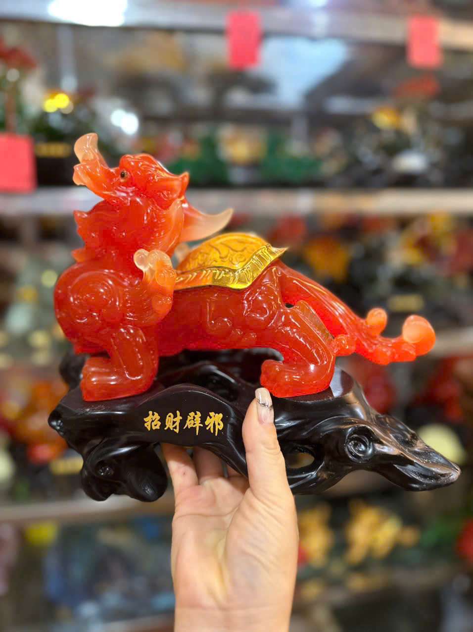 Tác Phẩm Phong Thủy Đá Ngọc – Biểu Tượng Tài Lộc, Bình An Và Thịnh Vượng