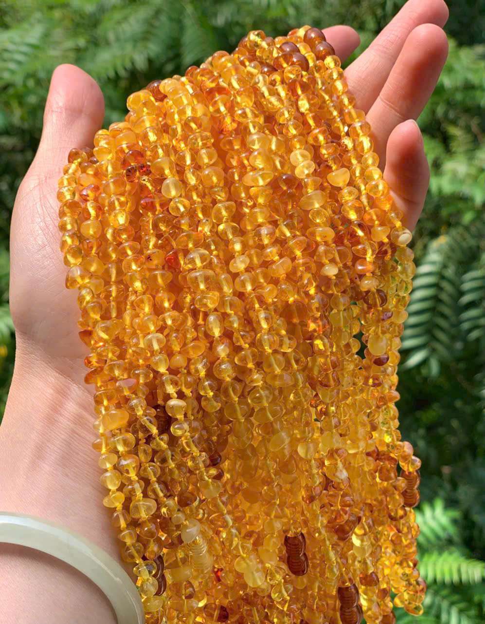 Chuỗi Hổ Phách Thiên Nhiên – Vẻ Đẹp Cổ Đại, Năng Lượng Bình An