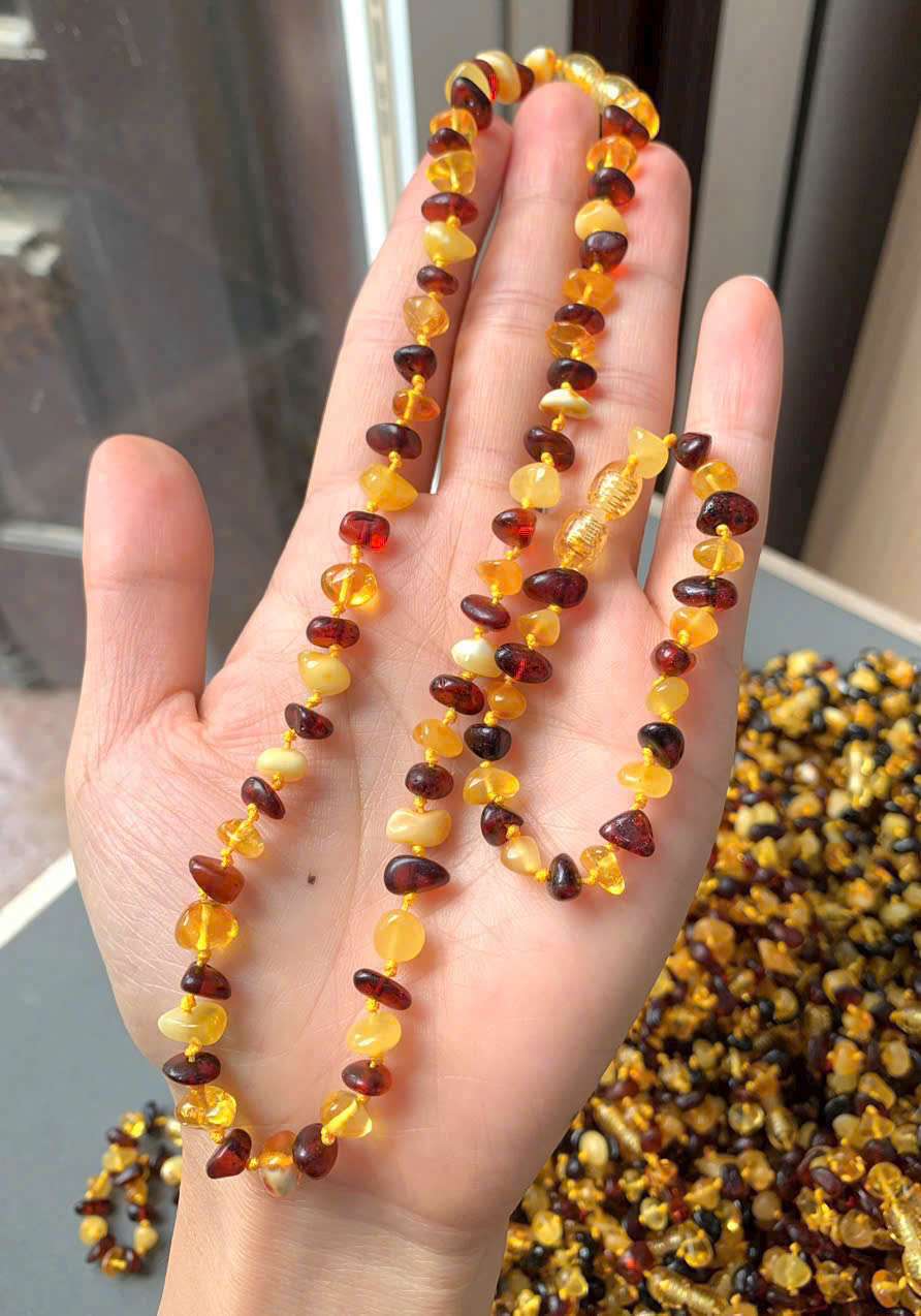 Chuỗi Hổ Phách Thiên Nhiên – Vẻ Đẹp Cổ Đại, Năng Lượng Bình An